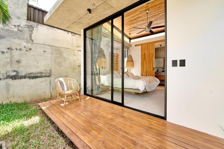 Infinity Pool Villa, 10 min Walk to Beach & Dining