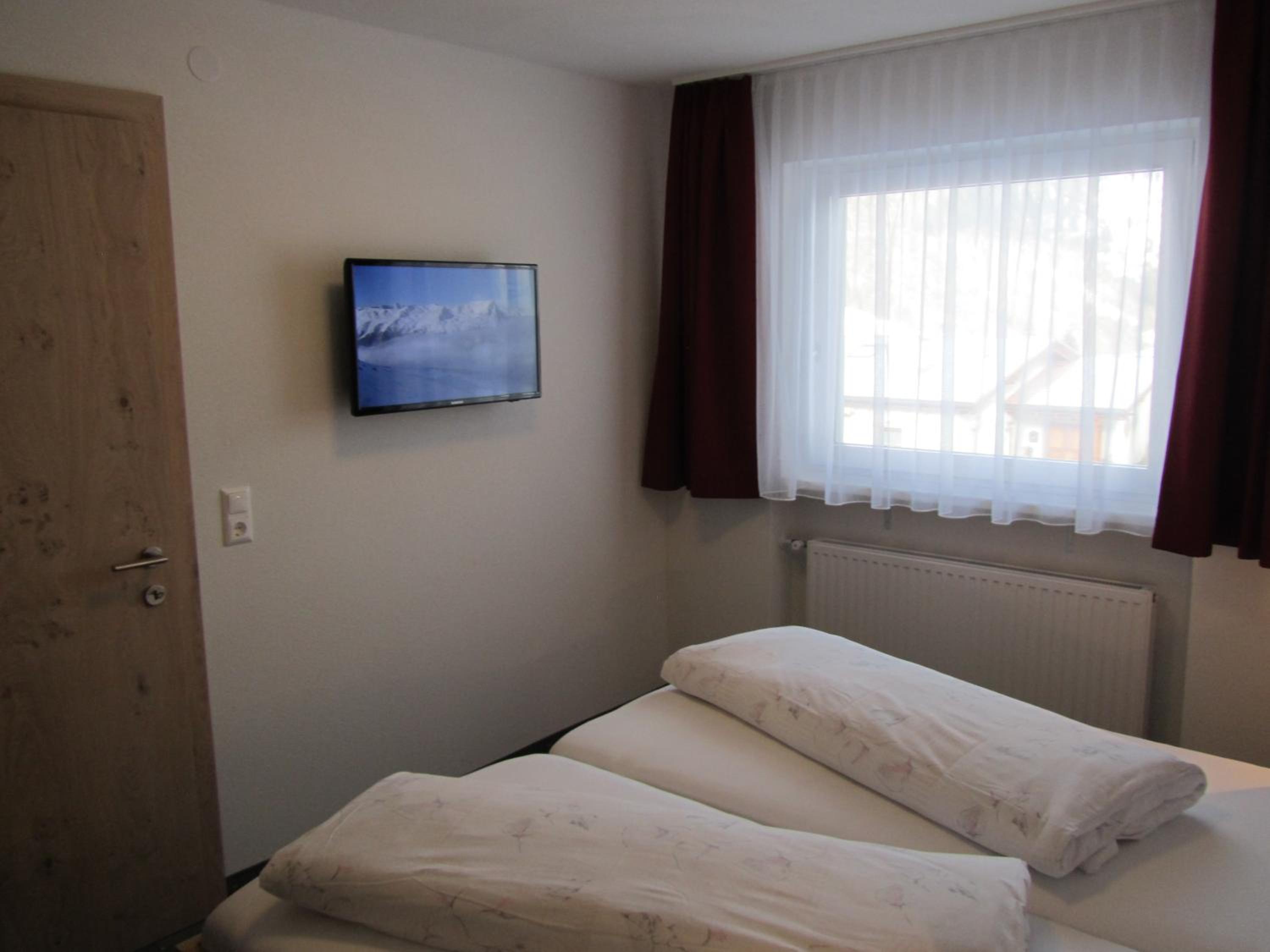 Photo 24