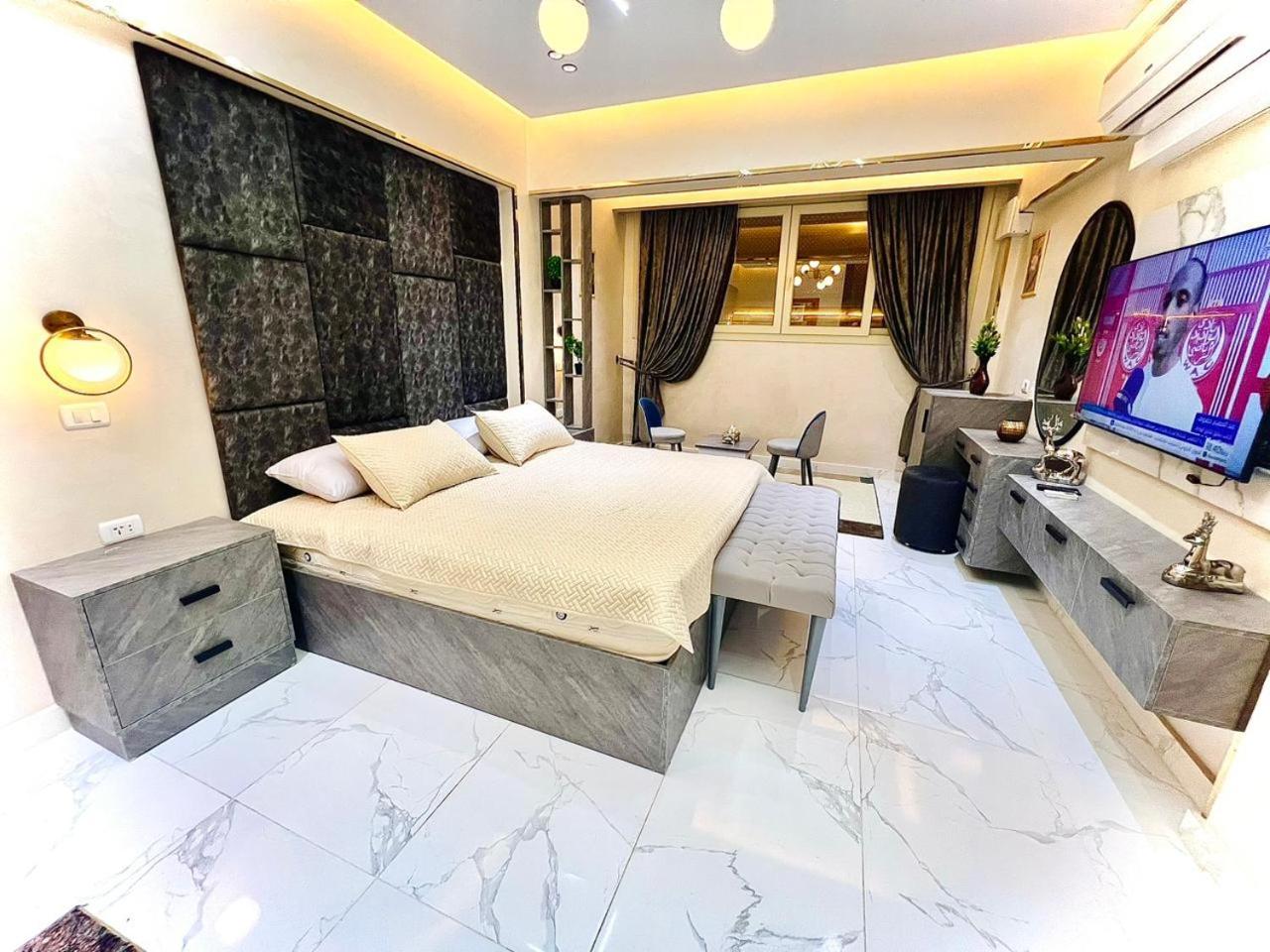 Sheikh Zayed home