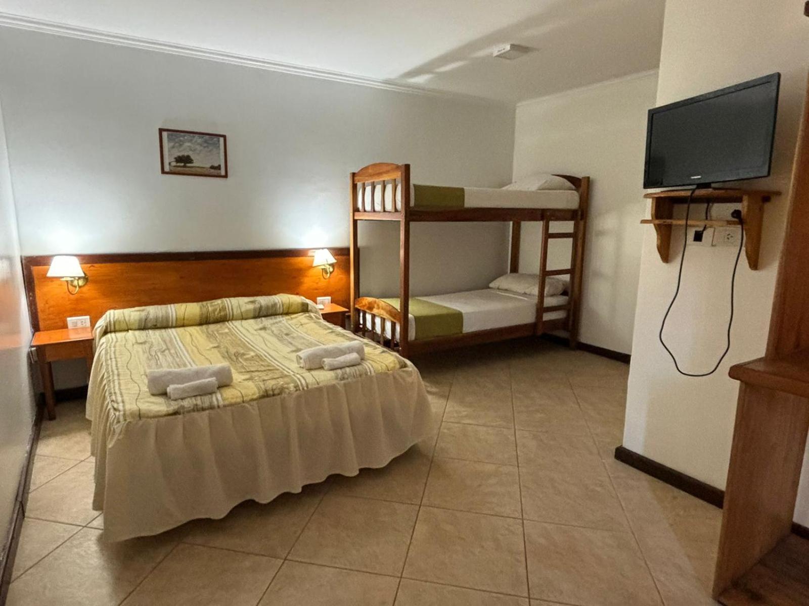 Six Garden Lodge