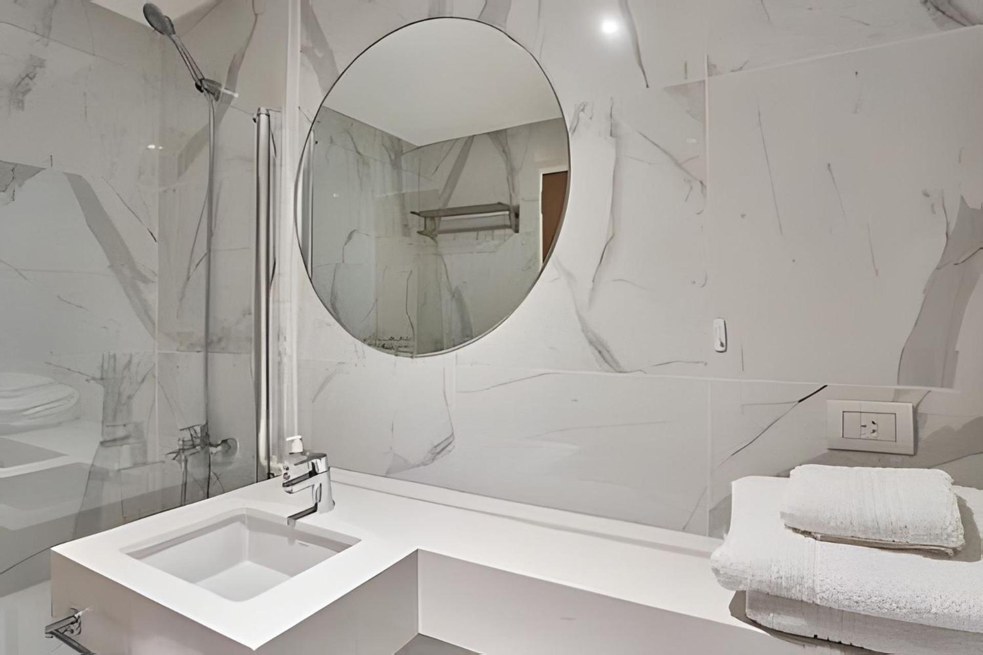 Sanchez: Brand New Building Perfect Location Between Palermo & Recoleta