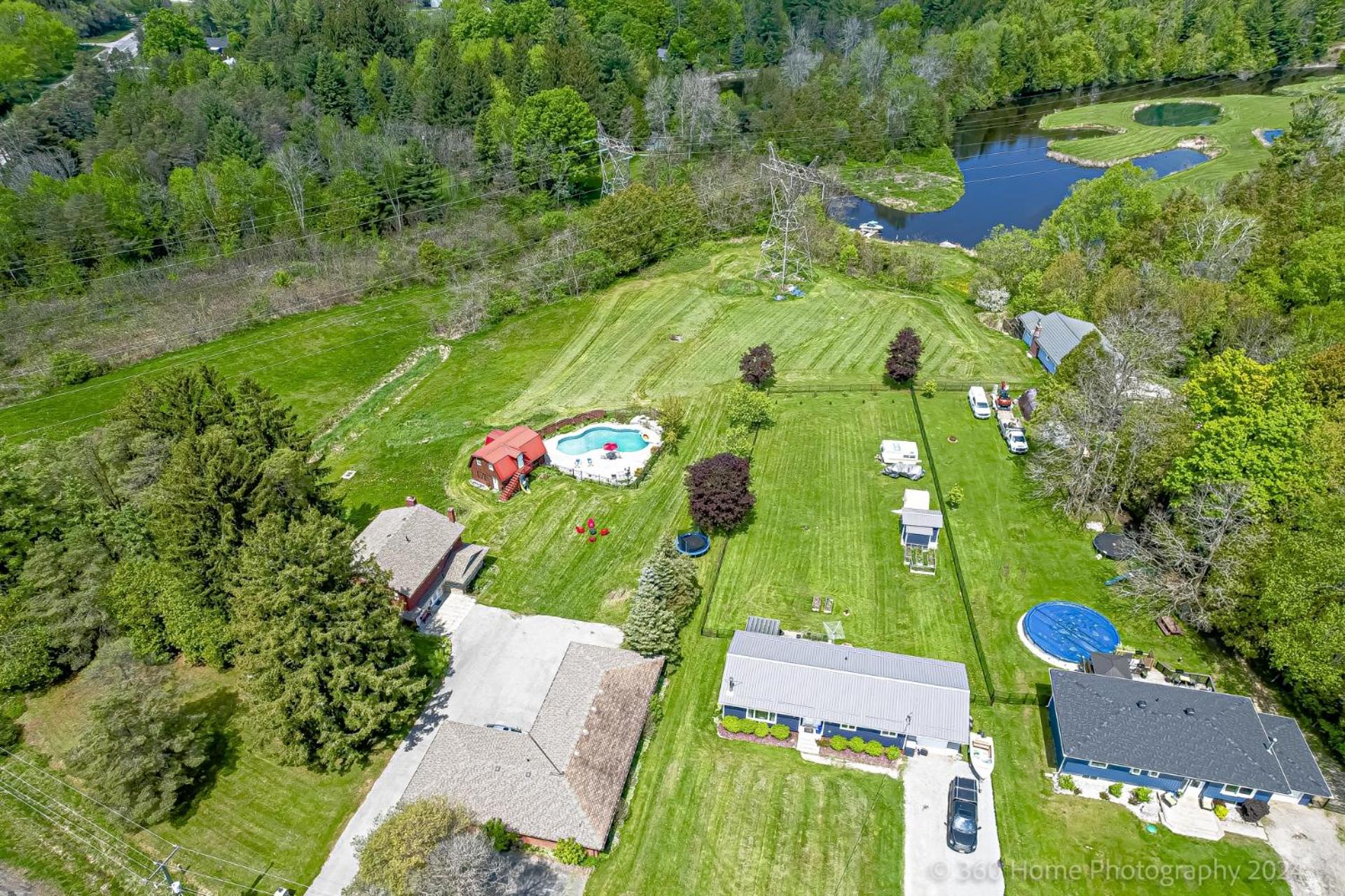 LUX Lakeside HOUSE Peaceful Stunning Views