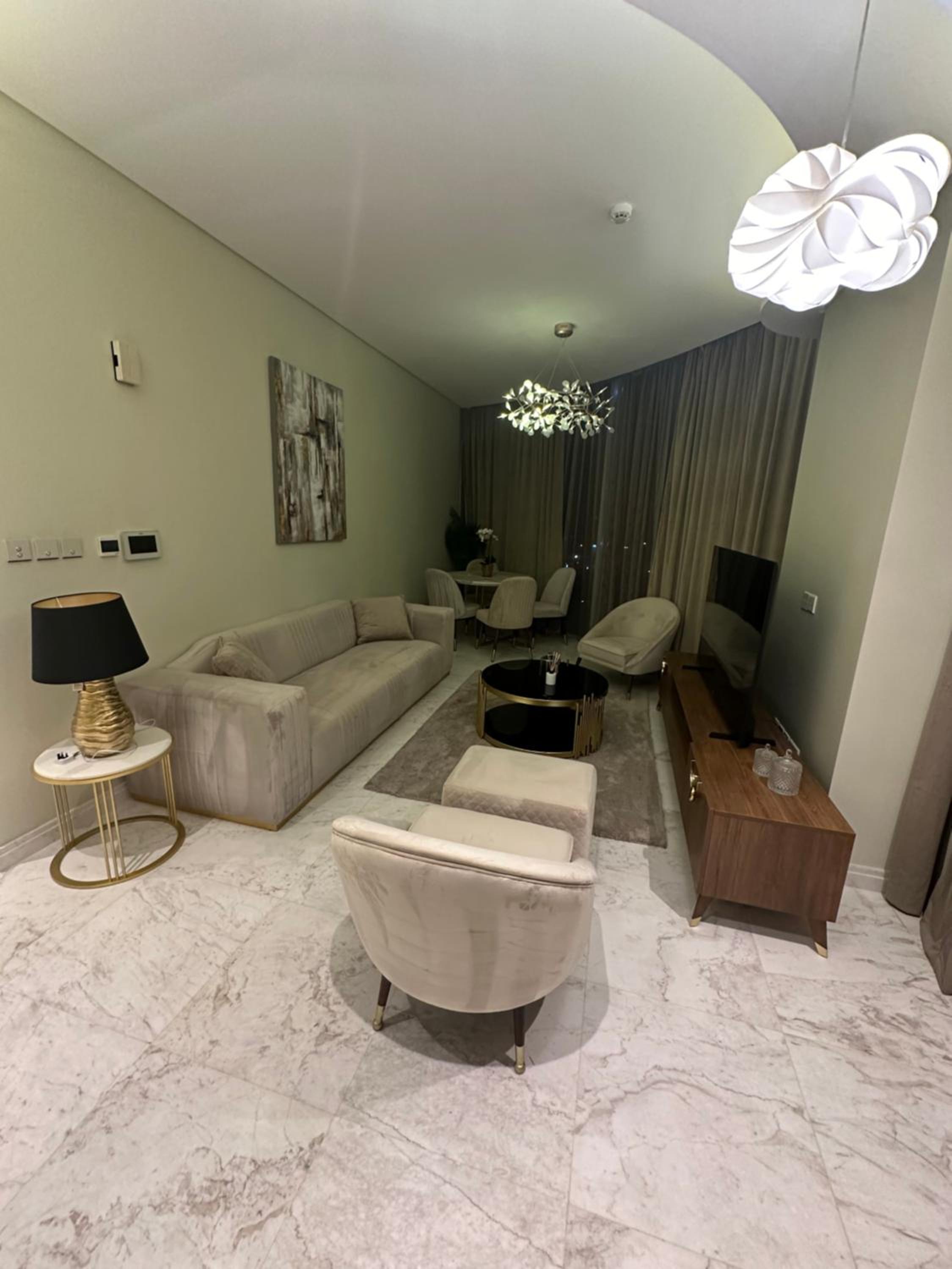 Flat one bedroom next to four sessions شقه مقابل فندق فور سيزن