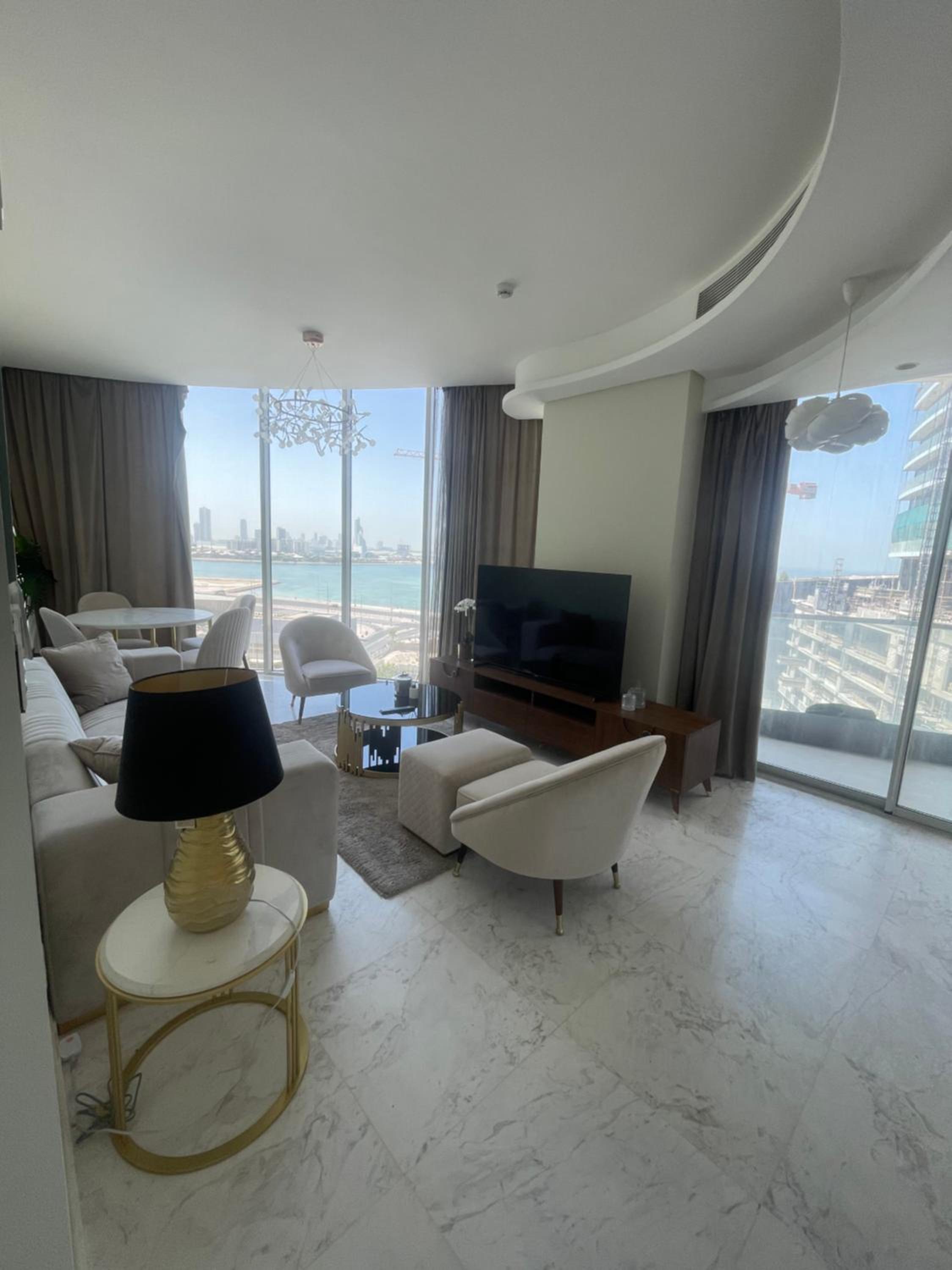 Flat one bedroom next to four sessions شقه مقابل فندق فور سيزن