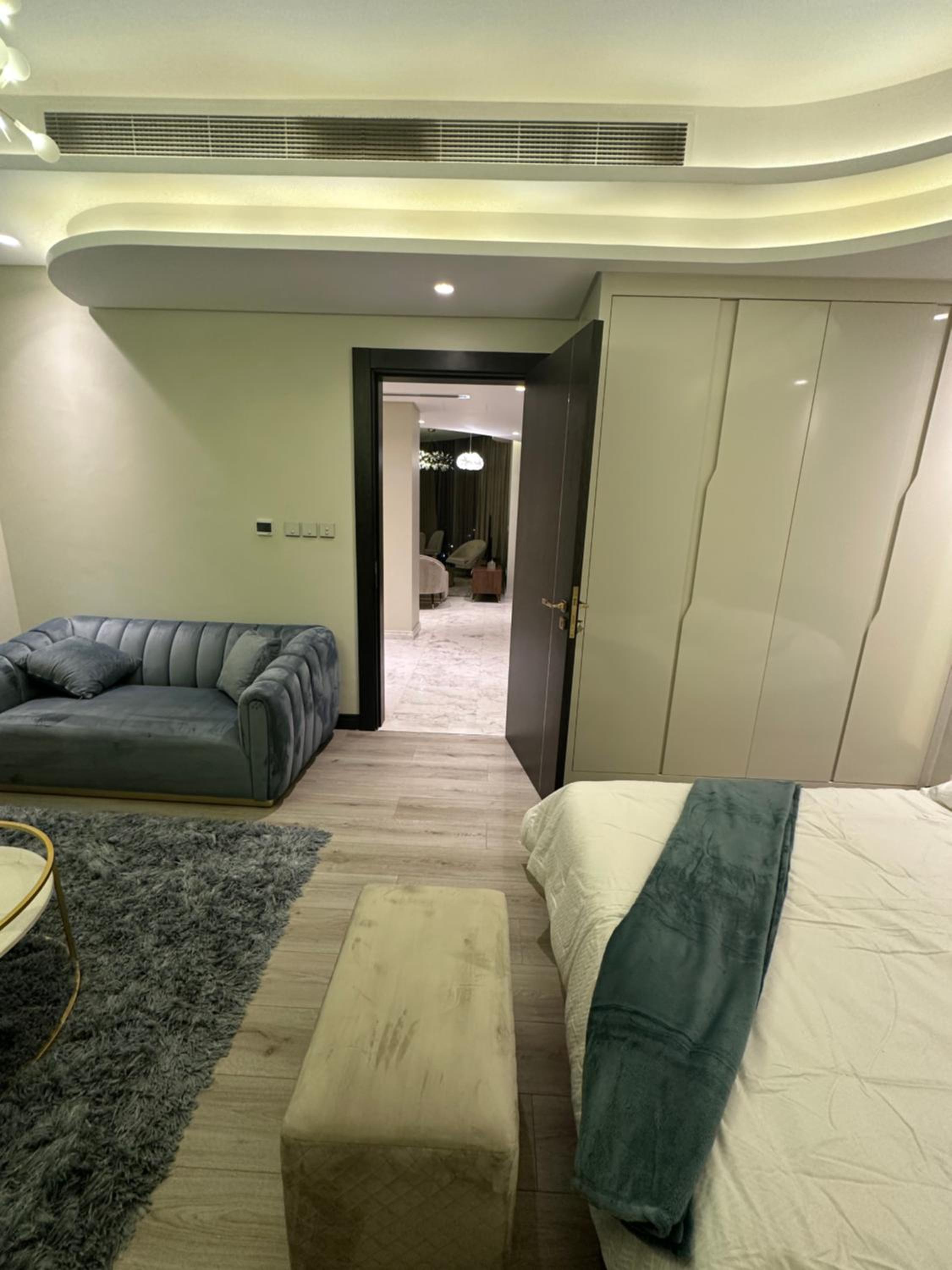 Flat one bedroom next to four sessions شقه مقابل فندق فور سيزن