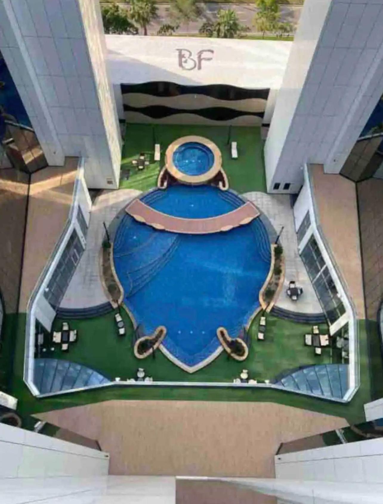Flat one bedroom next to four sessions شقه مقابل فندق فور سيزن