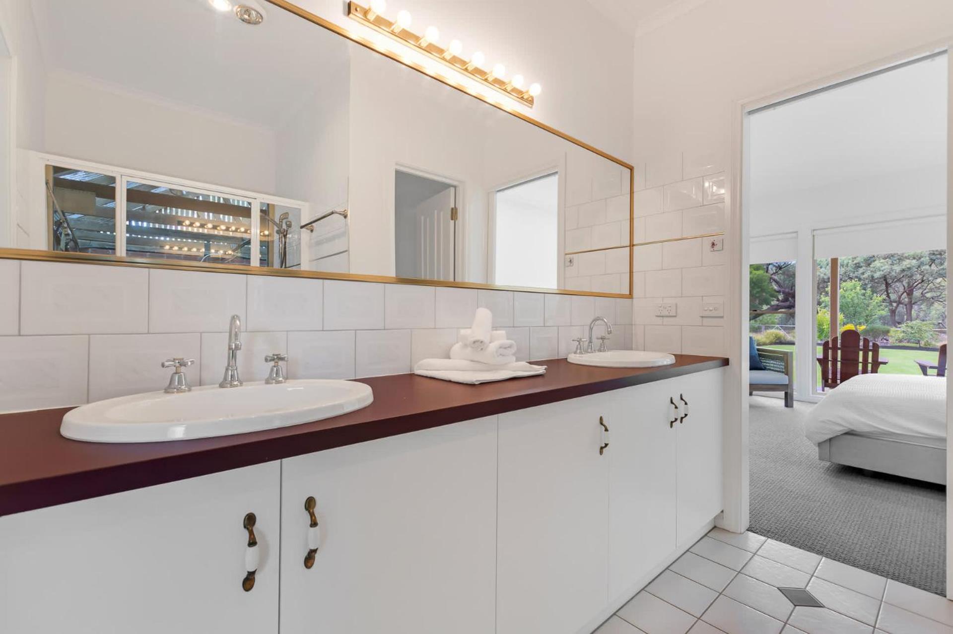 The Waterfront - Echuca Holiday Homes