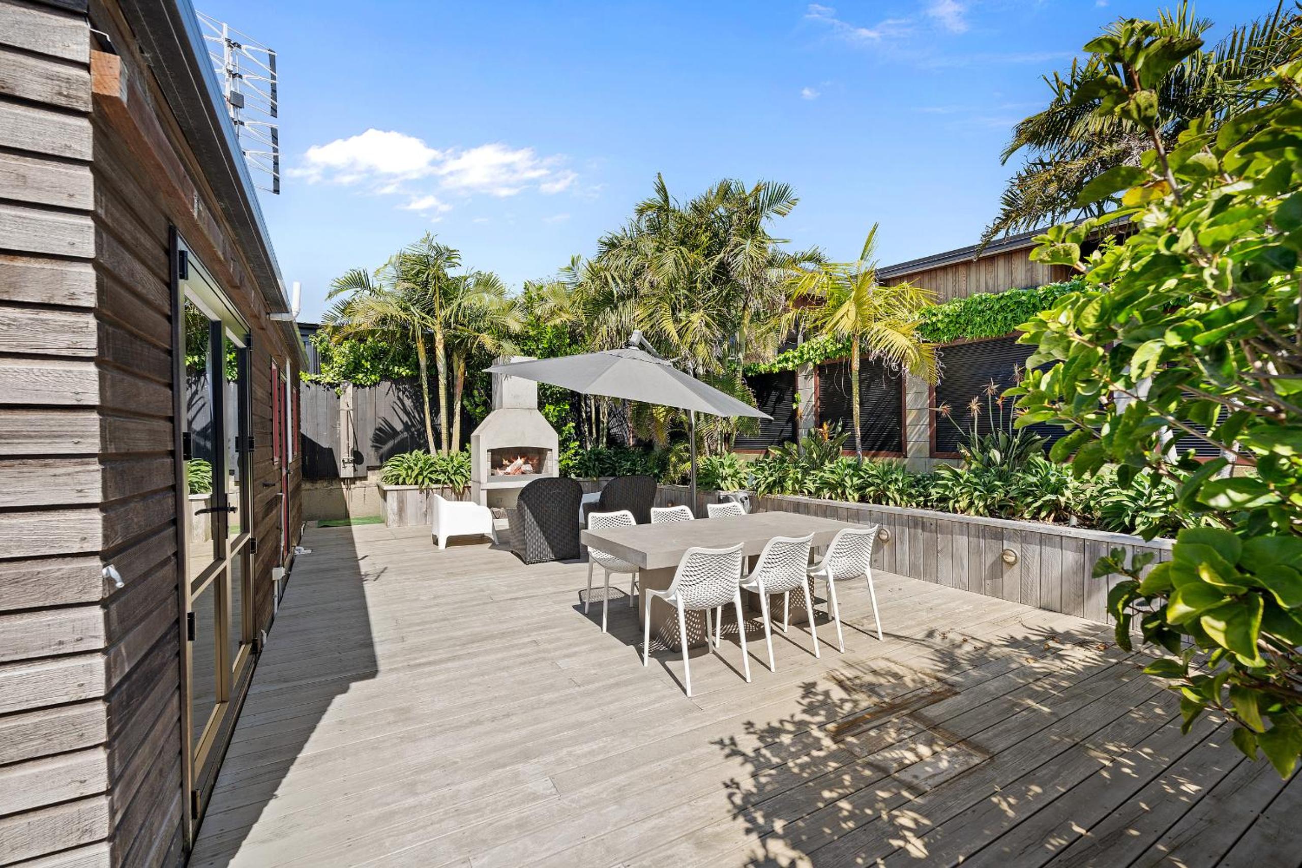 The Beach House - Mt Maunganui Holiday Home view 3
