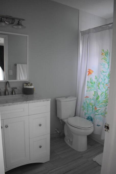 Walk to the beach Townhouse at Cape Canaveral