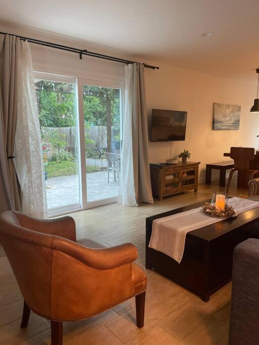 Walk to the beach Townhouse at Cape Canaveral