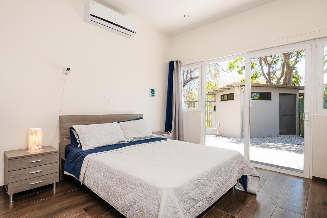 8min Walk to Beach, Pool Villa, 24-7 Concierge