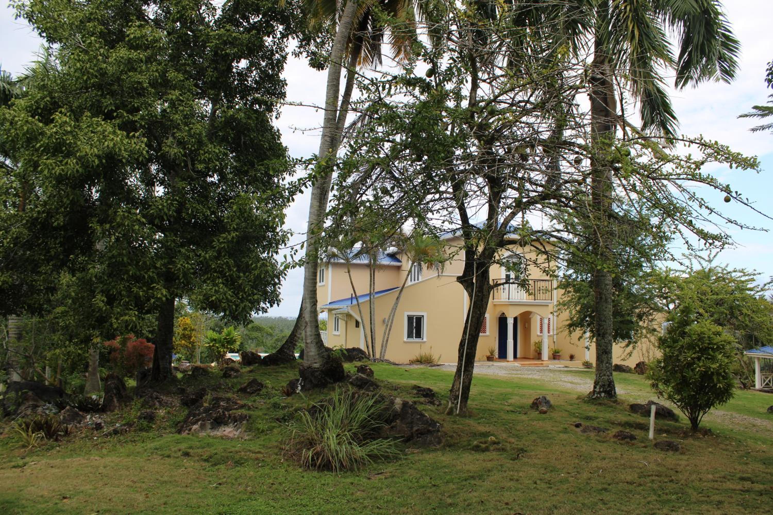 Lutix Village