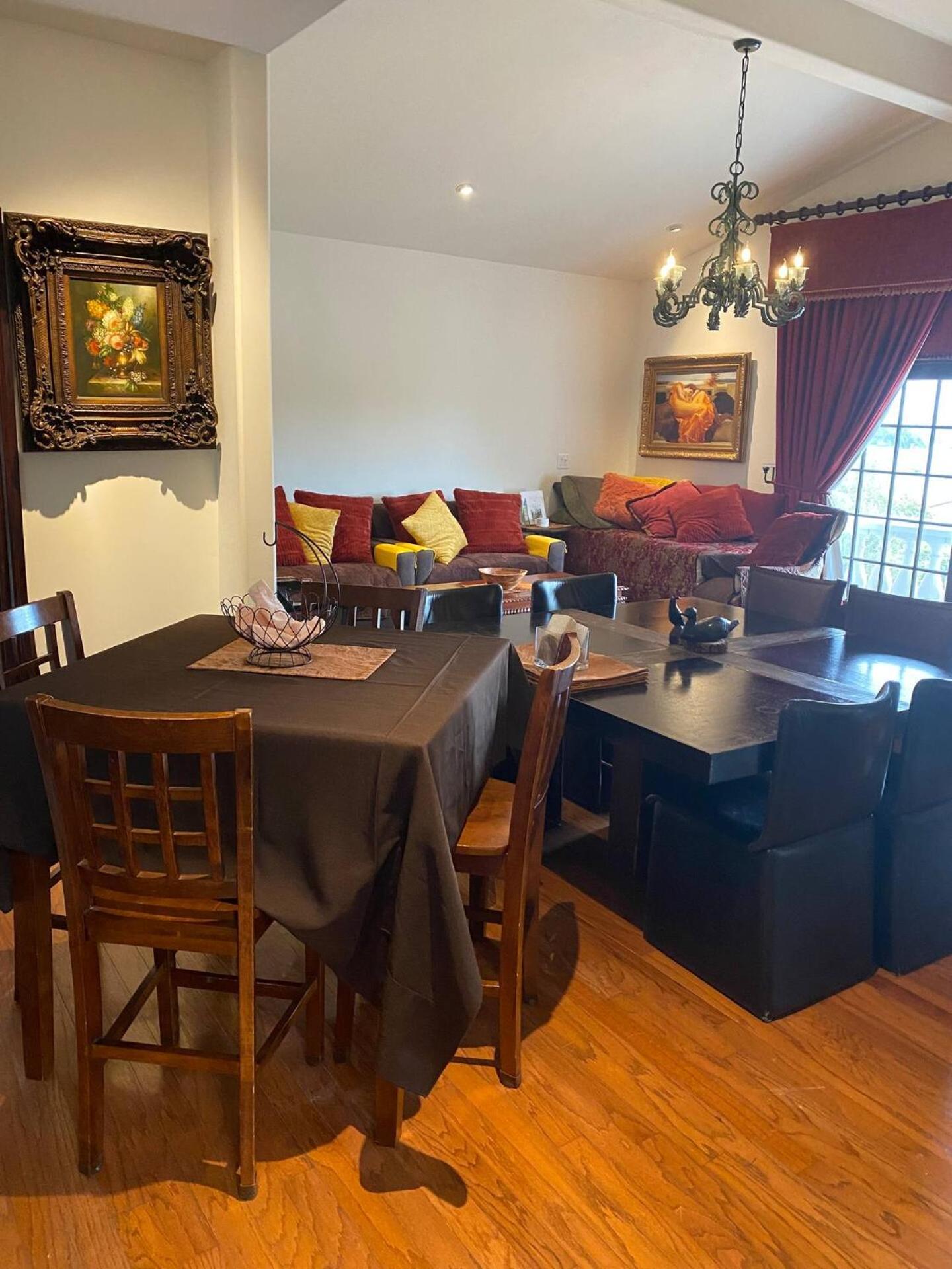 Entire Second Flr - Santa Monica Luxury Roman Villa