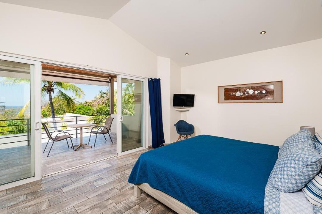 8min Walk to Beach, Pool Villa, 24-7 Concierge