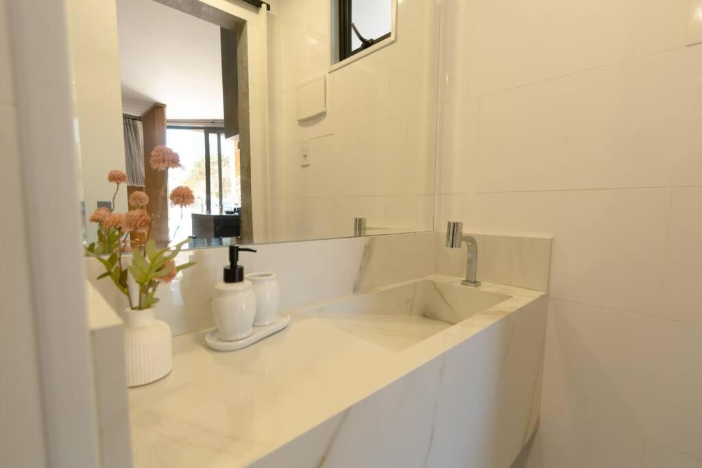 Loft para Casal em Bombinhas - Sem Garagem