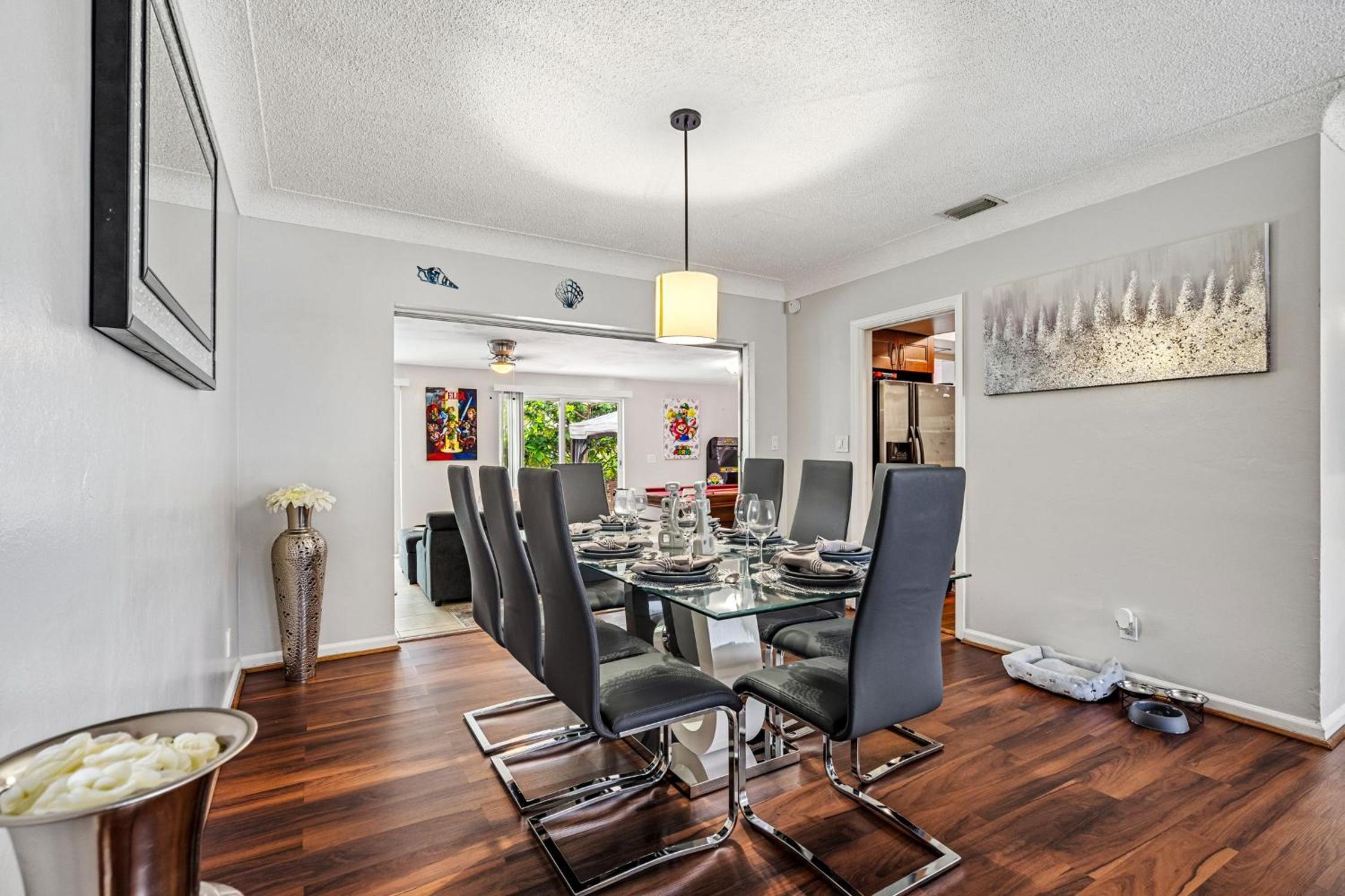 dining