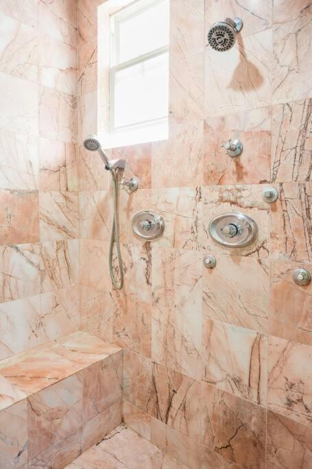 Entire Second Flr - Santa Monica Luxury Roman Villa
