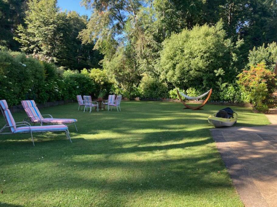 Molco, con piscina y acceso lago