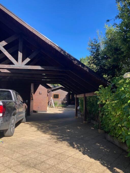 Molco, con piscina y acceso lago