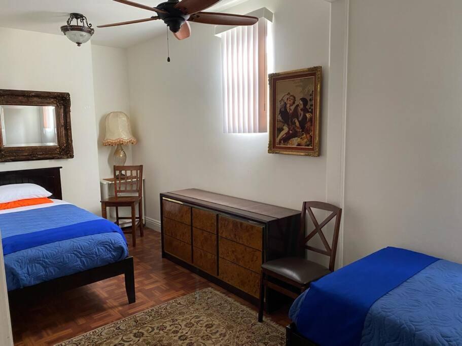Entire Second Flr - Santa Monica Luxury Roman Villa