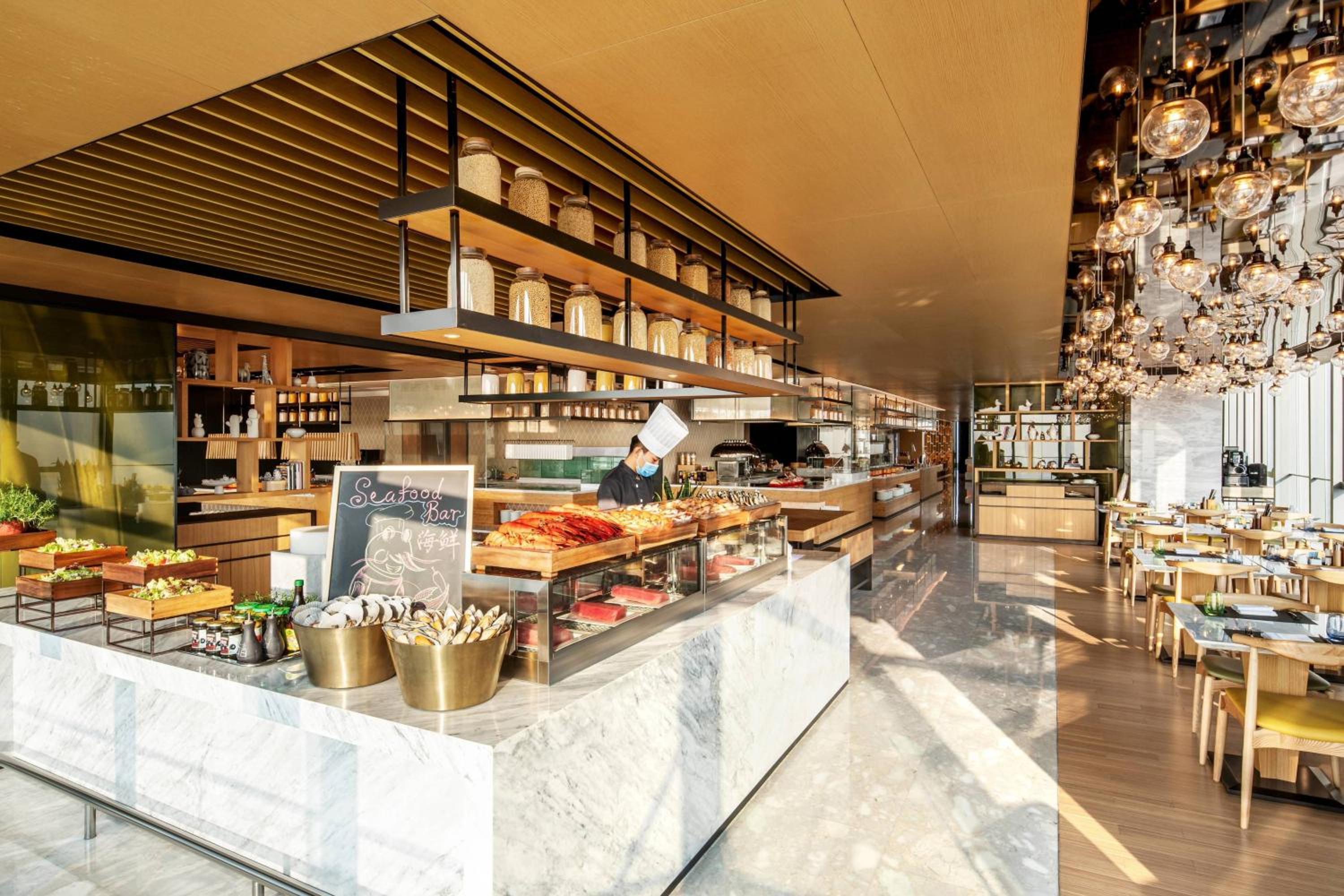 Renaissance Shenzhen Bay Hotel 41