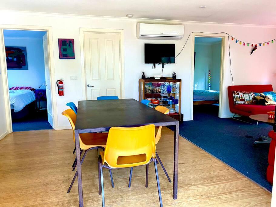Sunny Ventnor Cottage with Retro Vibe 400m to Beach