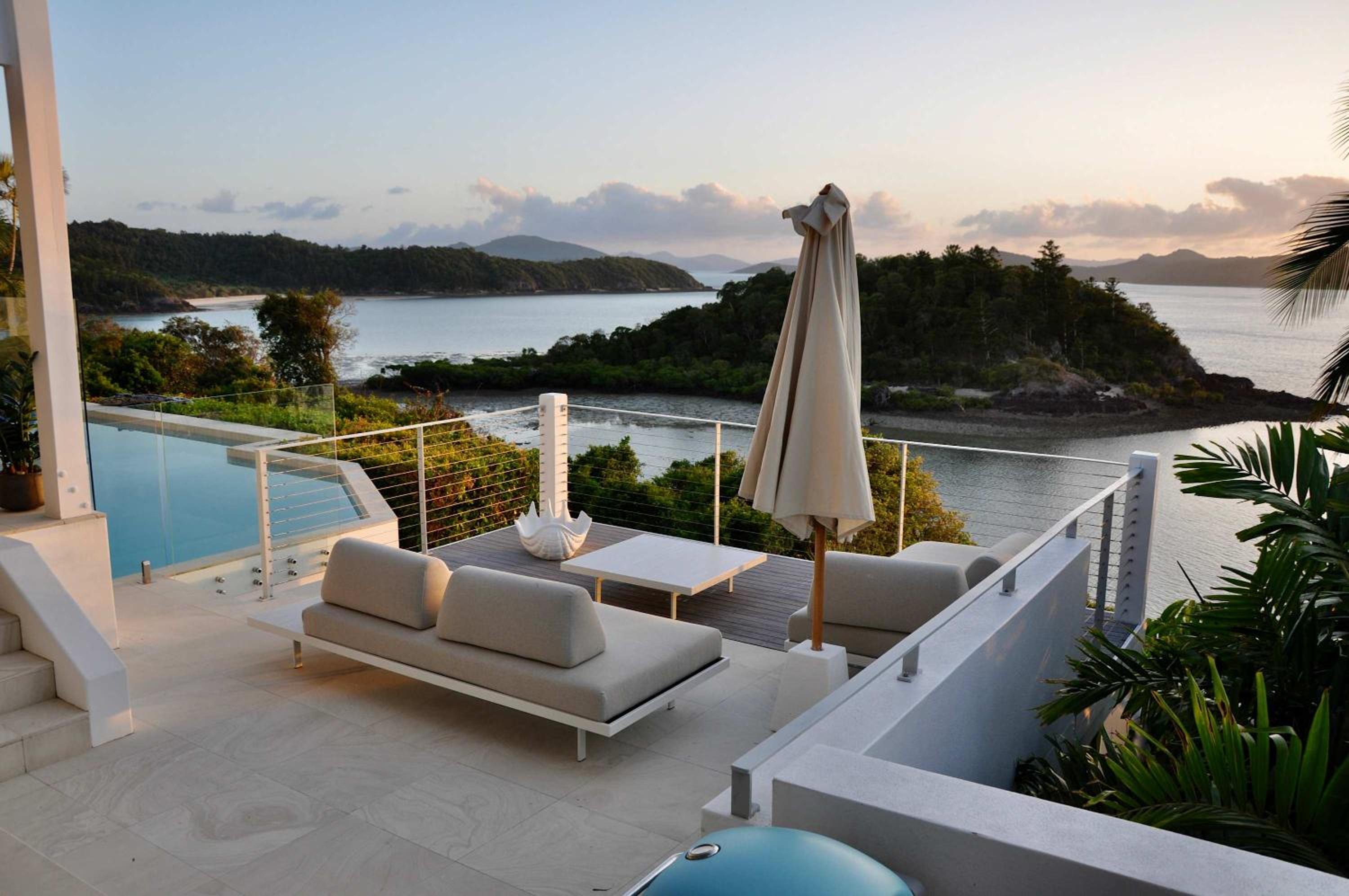 Vue de Bleu' Luxury Whitsunday Ocean View Retreat