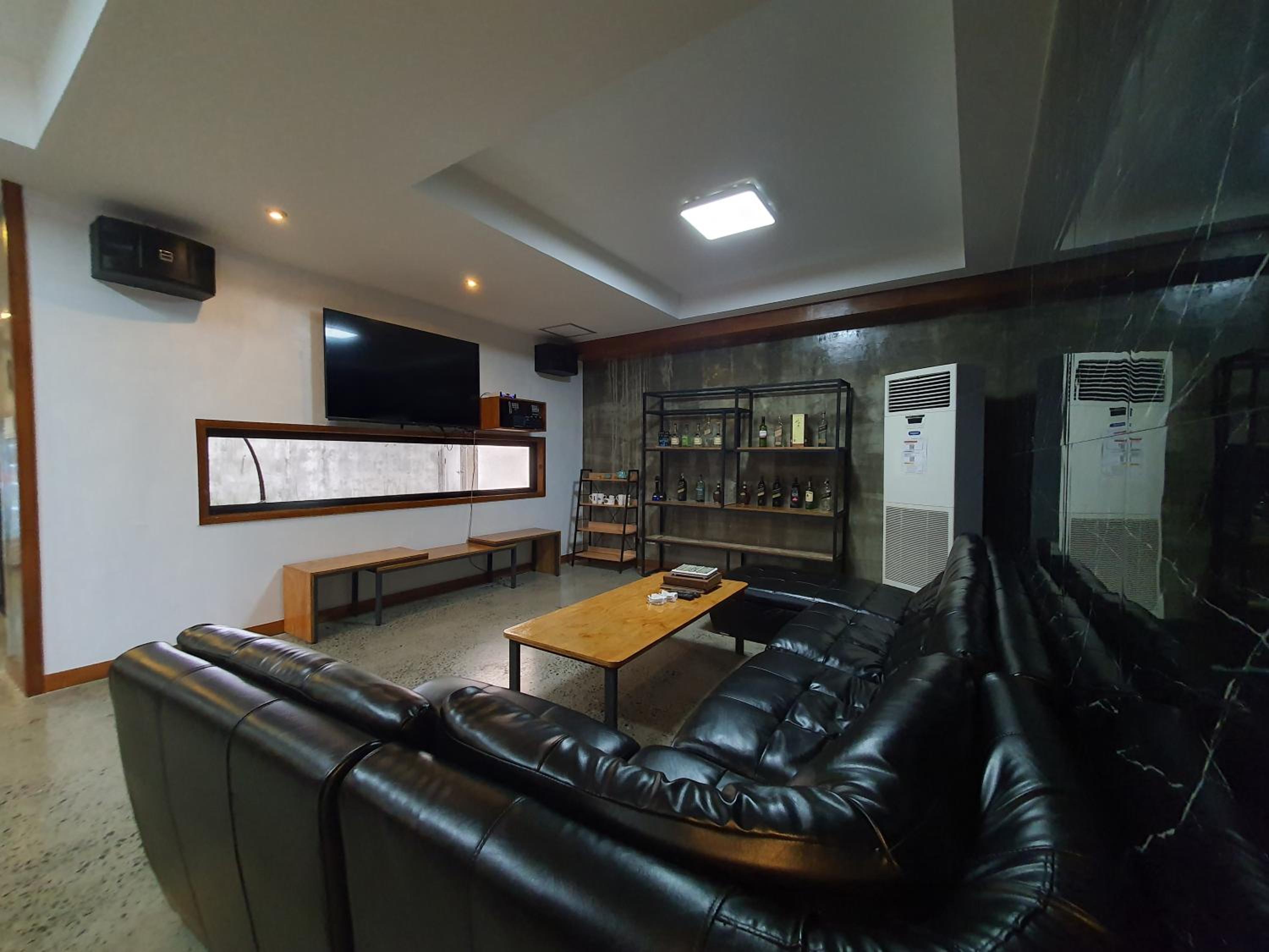 Koregon Pool Villas view 5