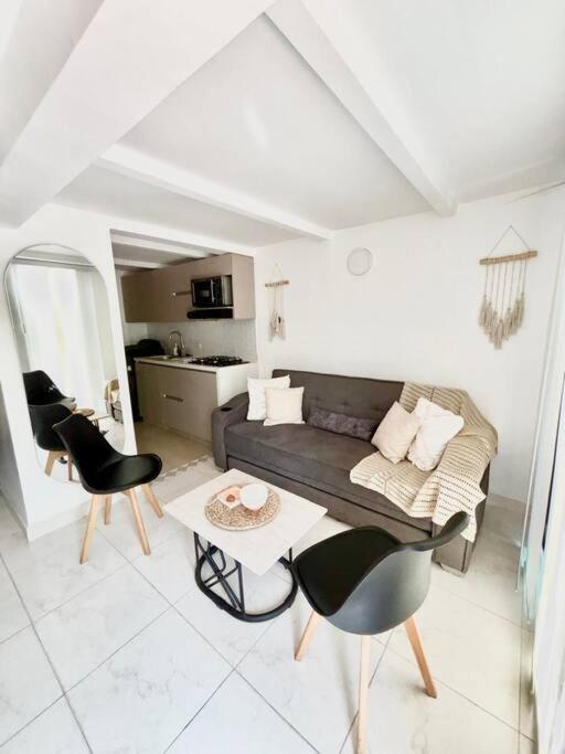 apartamento cerca al poblado