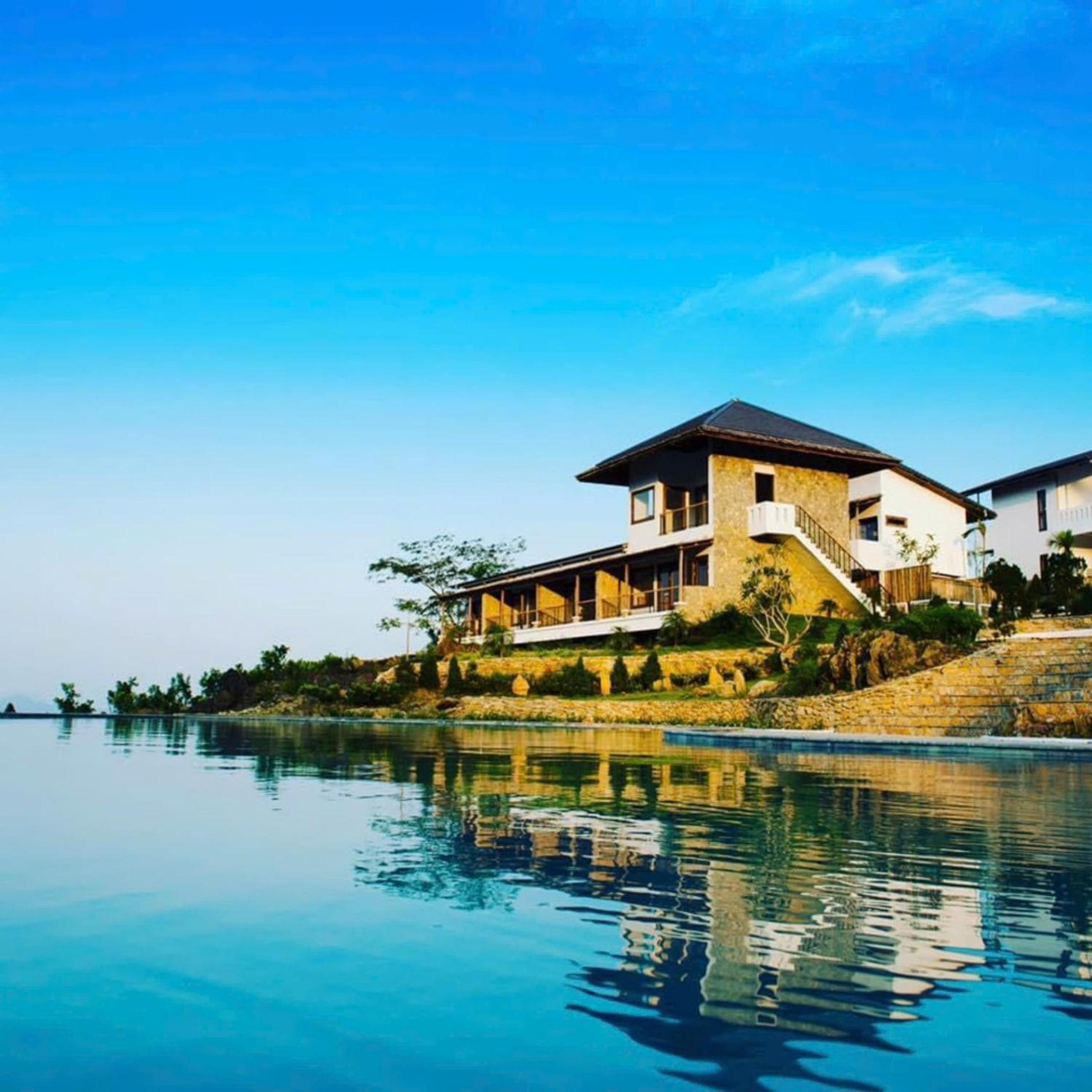 Bakhan Village Resort