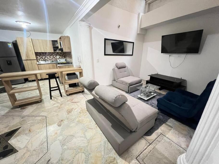 exclusivo apartamento laureles 102