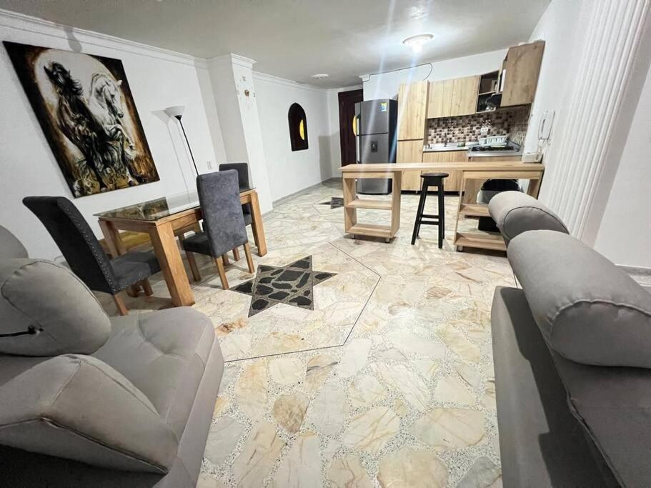 exclusivo apartamento laureles 102