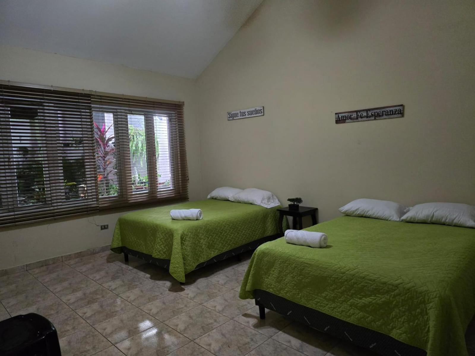 Hostal Casa Luna view 4