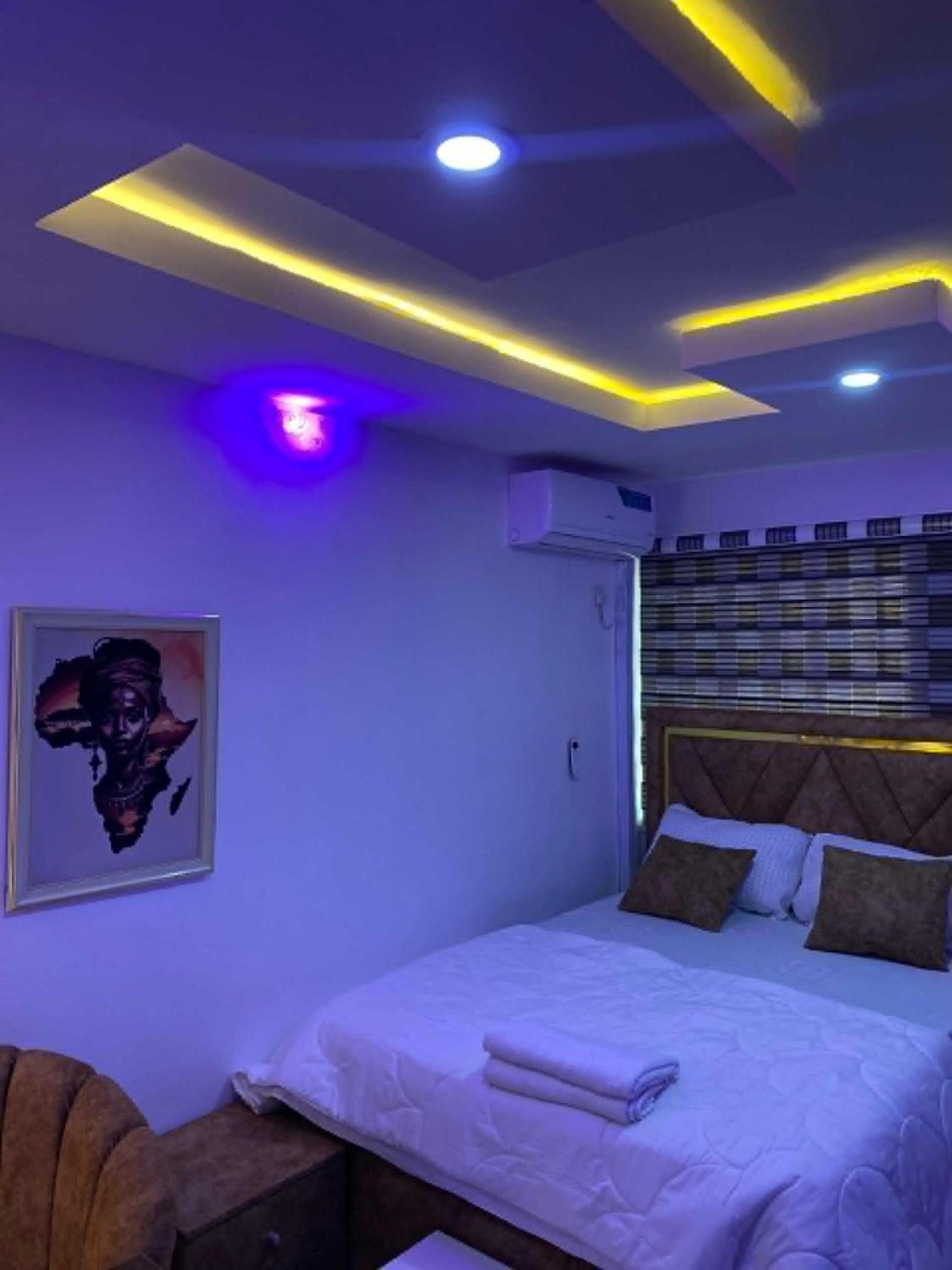 Cee&Tee SM ABK 1BEDROOM -247Electricity - Solar Inverter AC in bedroom view 4
