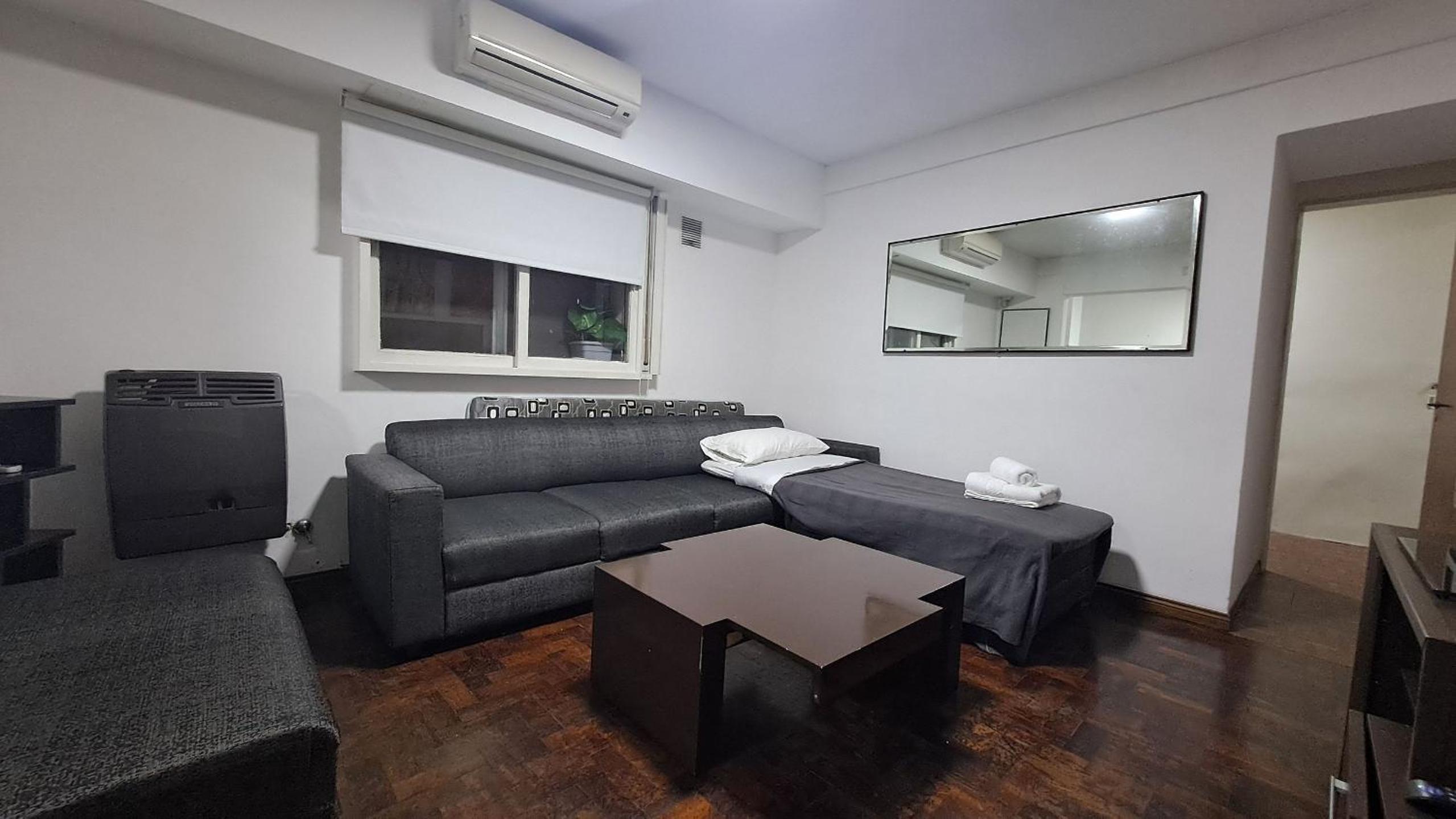 Hornera Rodi - Strategic location, parking, and pool