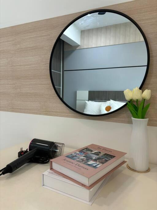Mount Austin #Akademik Suite Modern Style 1-3Pax