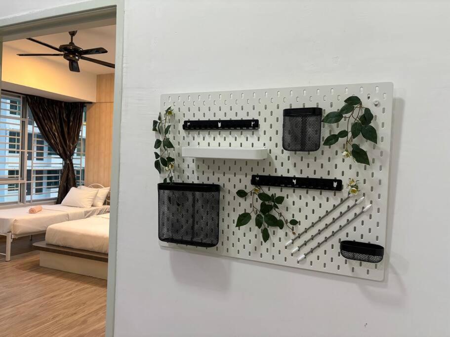 Mount Austin #Akademik Suite Modern Style 1-3Pax