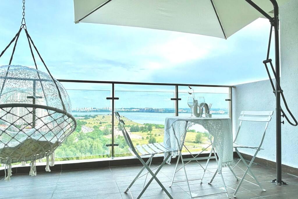 Dooga Ins-Secret Garden Seaview