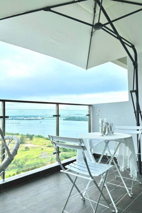 Dooga Ins-Secret Garden Seaview