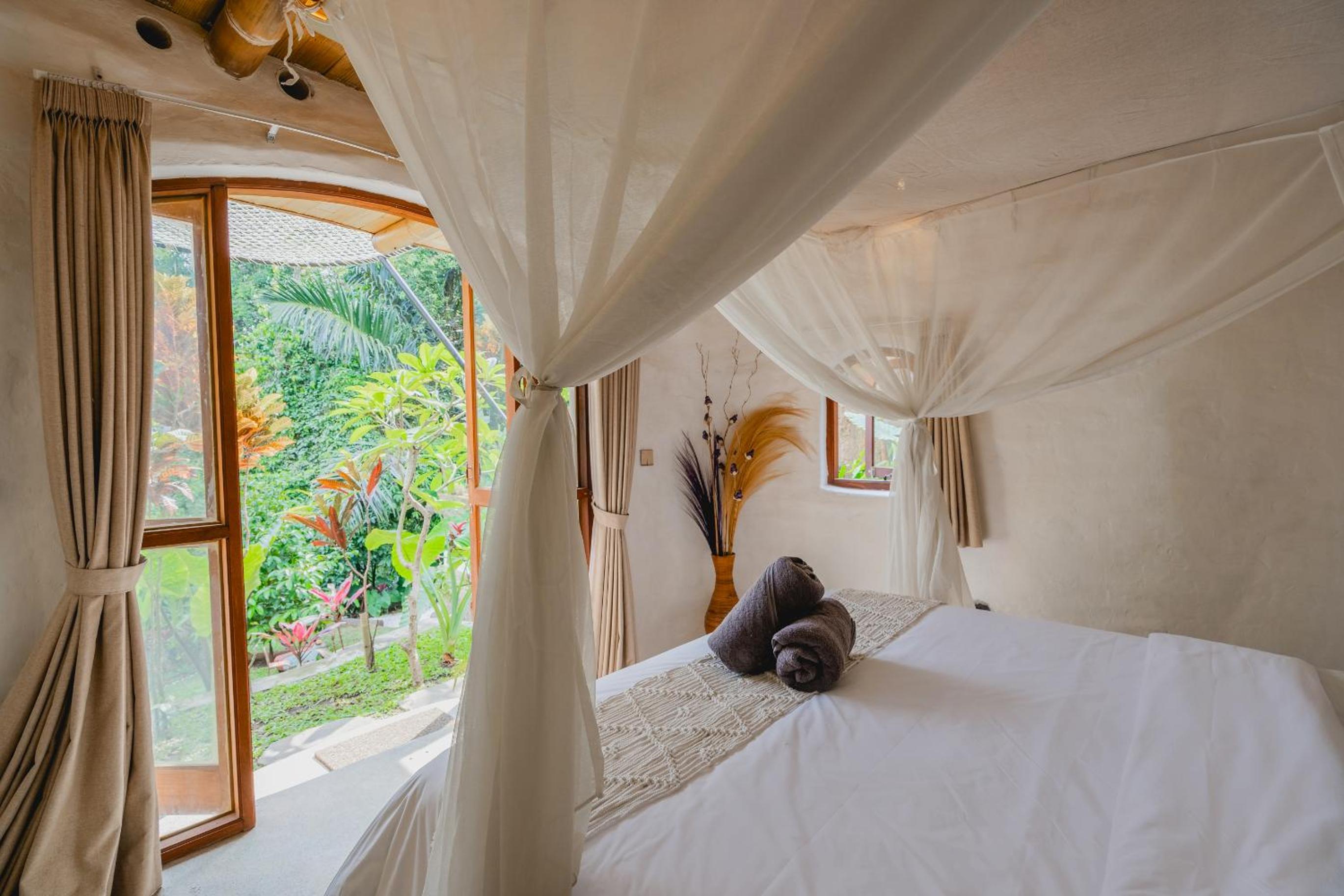 Villa Leon, Ubud - The Bamboo Dream Villa view 3