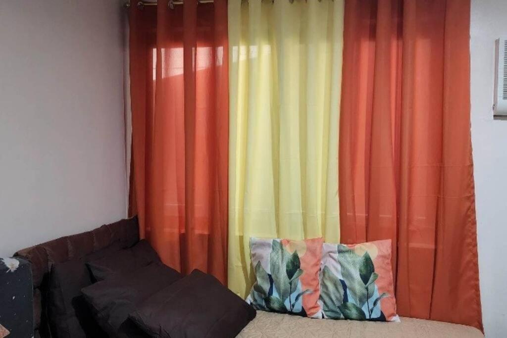Persimmon Studios Tower 3 with pool view 2