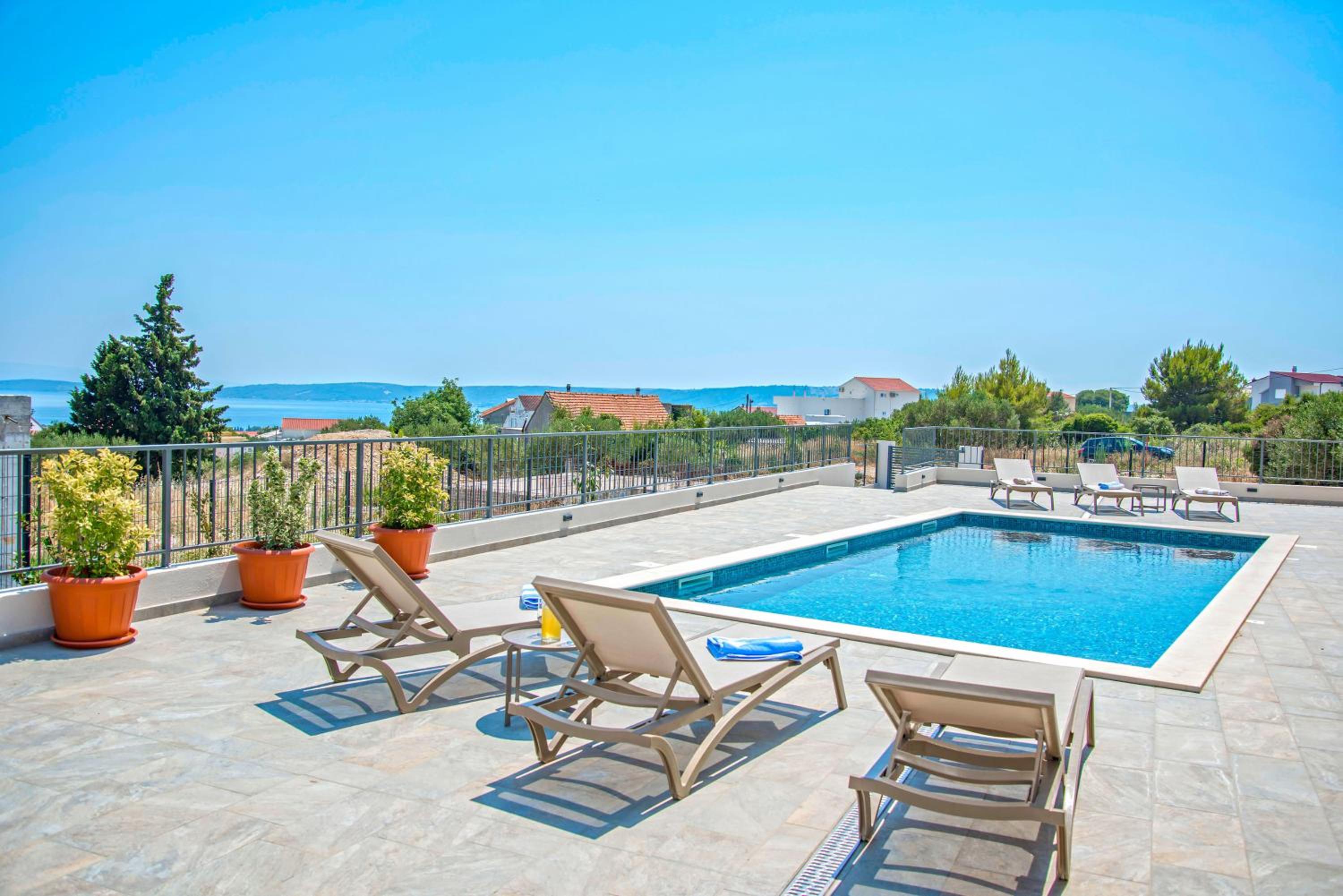 Villa J&J view 2