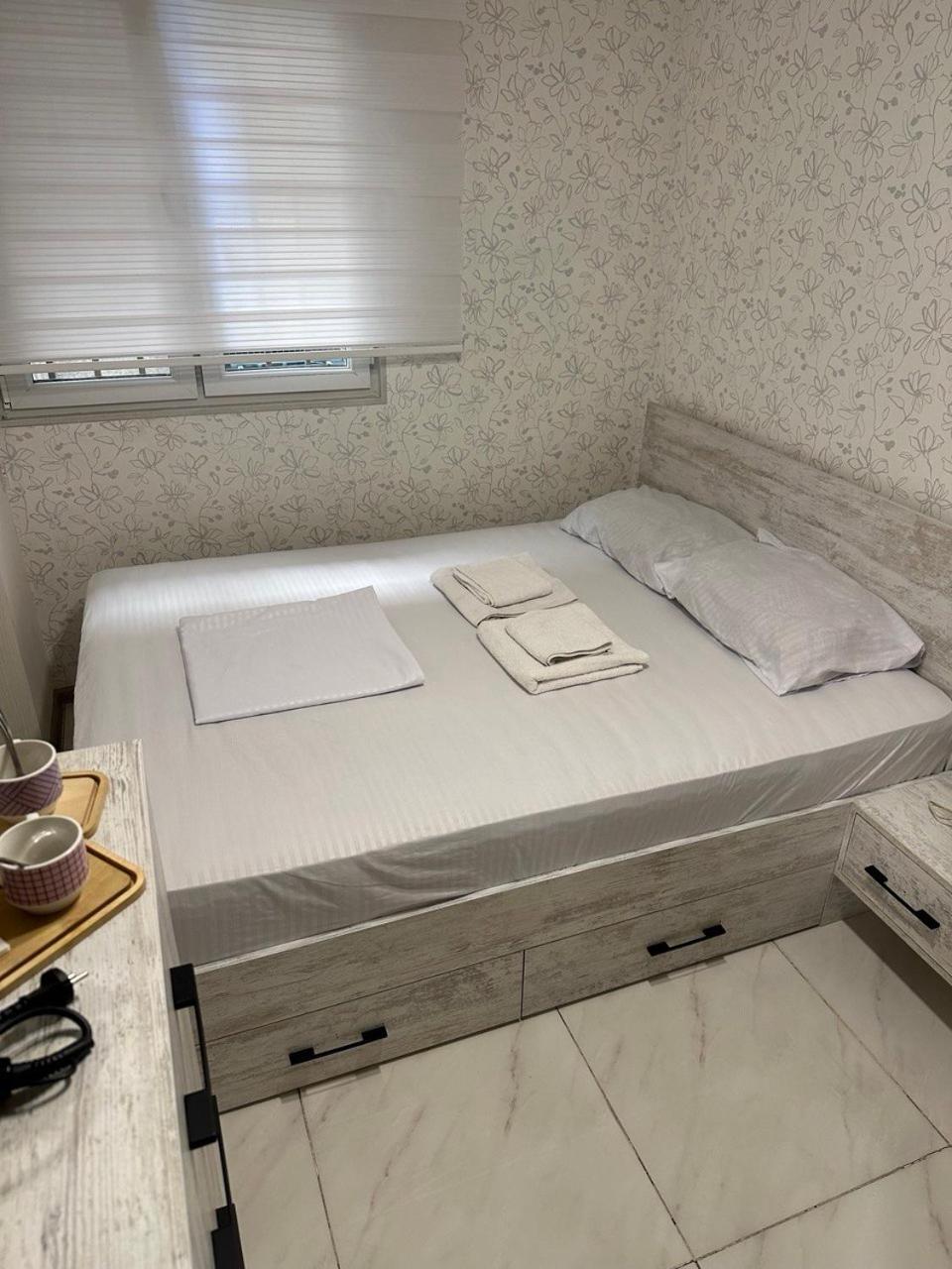 Elegant Escape in City center
