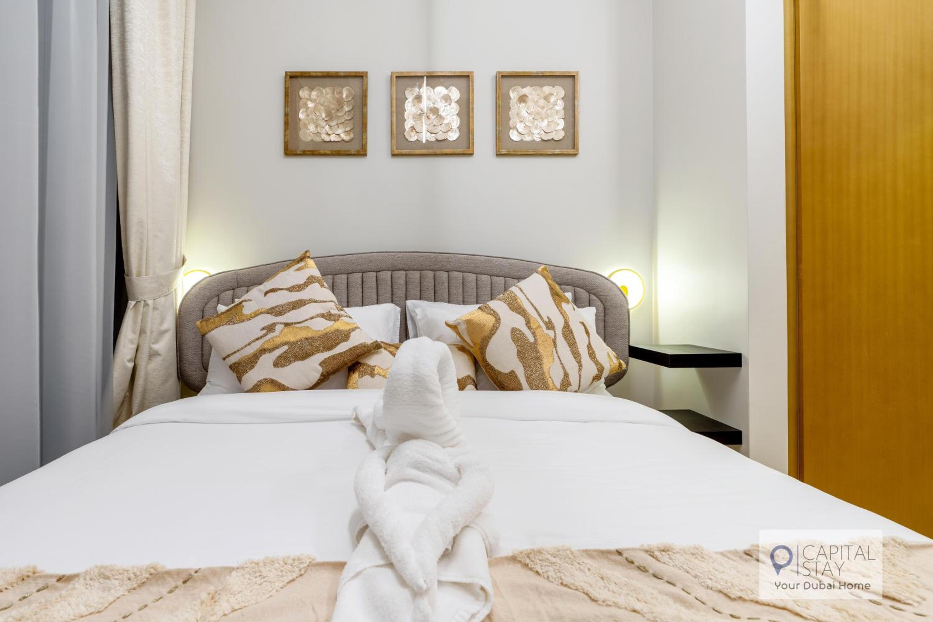 Capital Stay - 2 Bed Apt in Business Bay Dubai