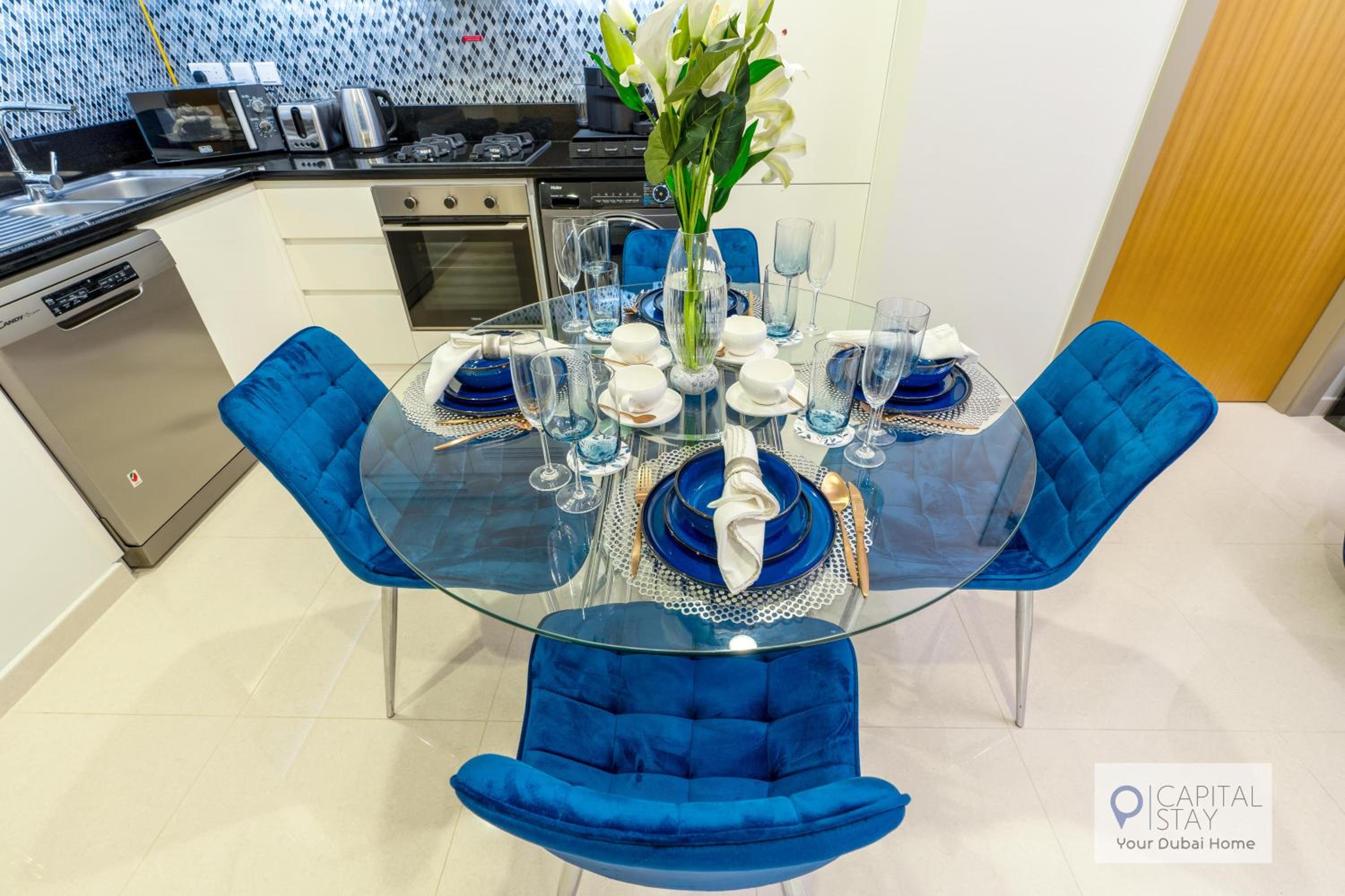 Capital Stay - 2 Bed Apt in Business Bay Dubai