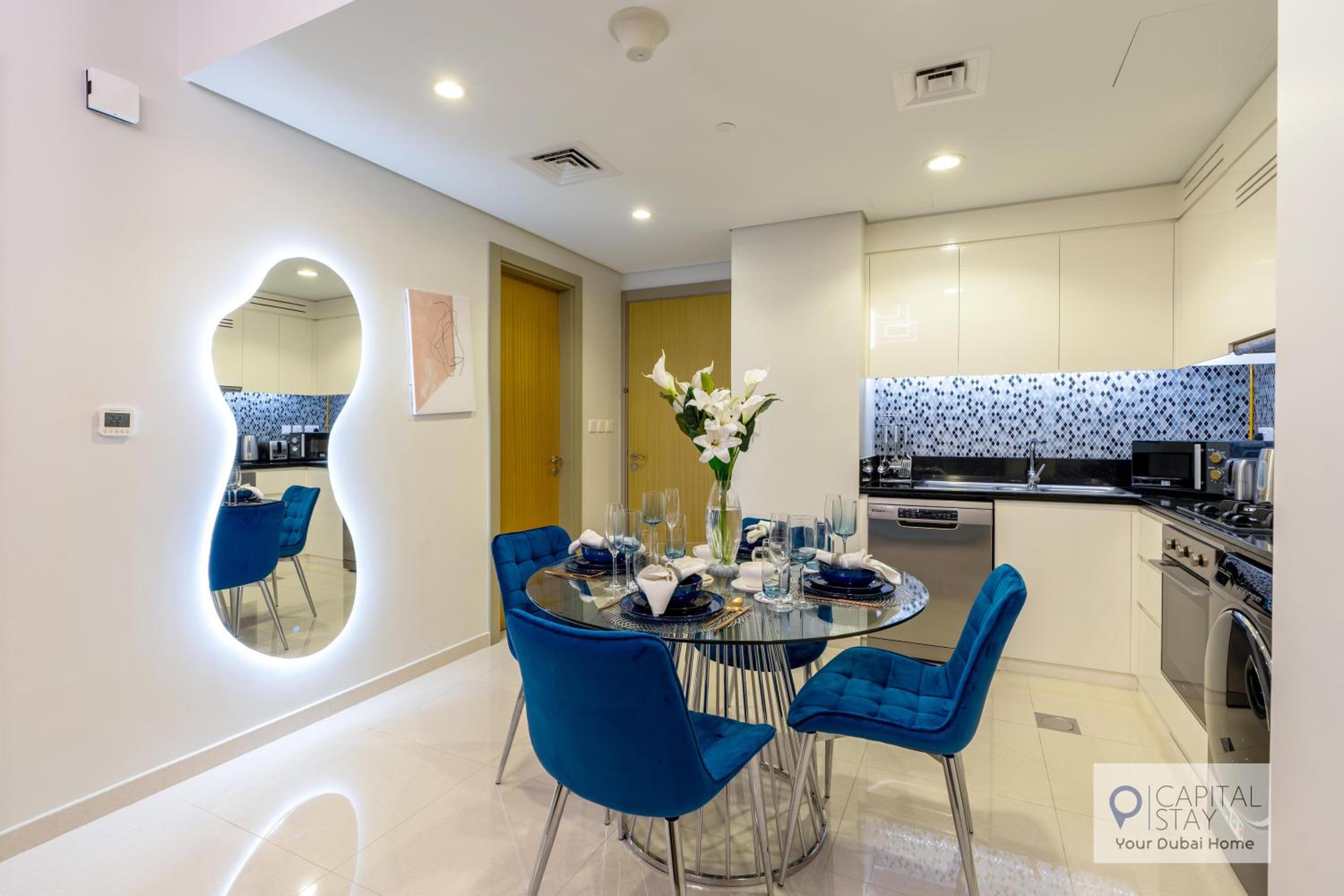 Capital Stay - 2 Bed Apt in Business Bay Dubai
