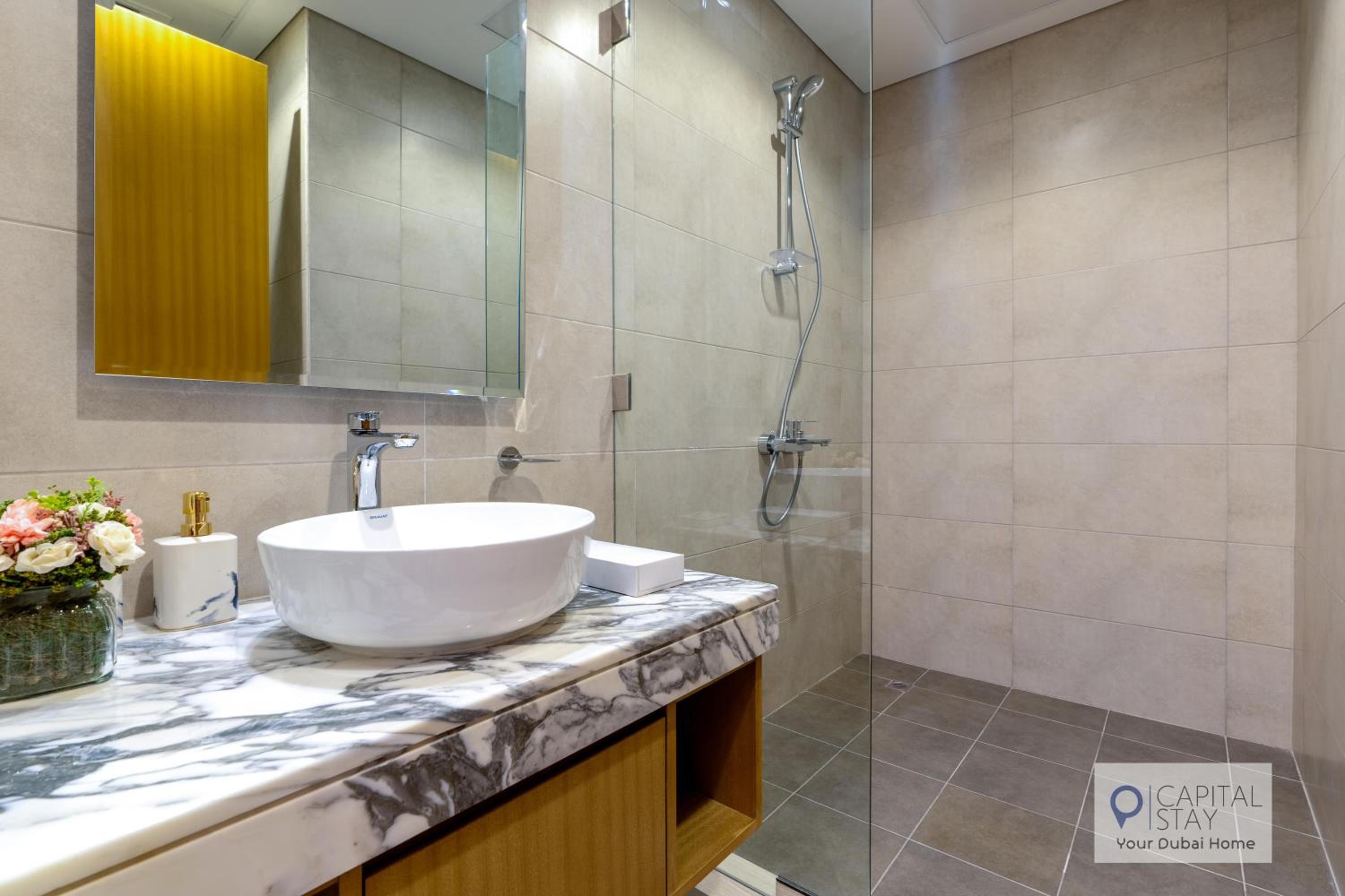 Capital Stay - 2 Bed Apt in Business Bay Dubai