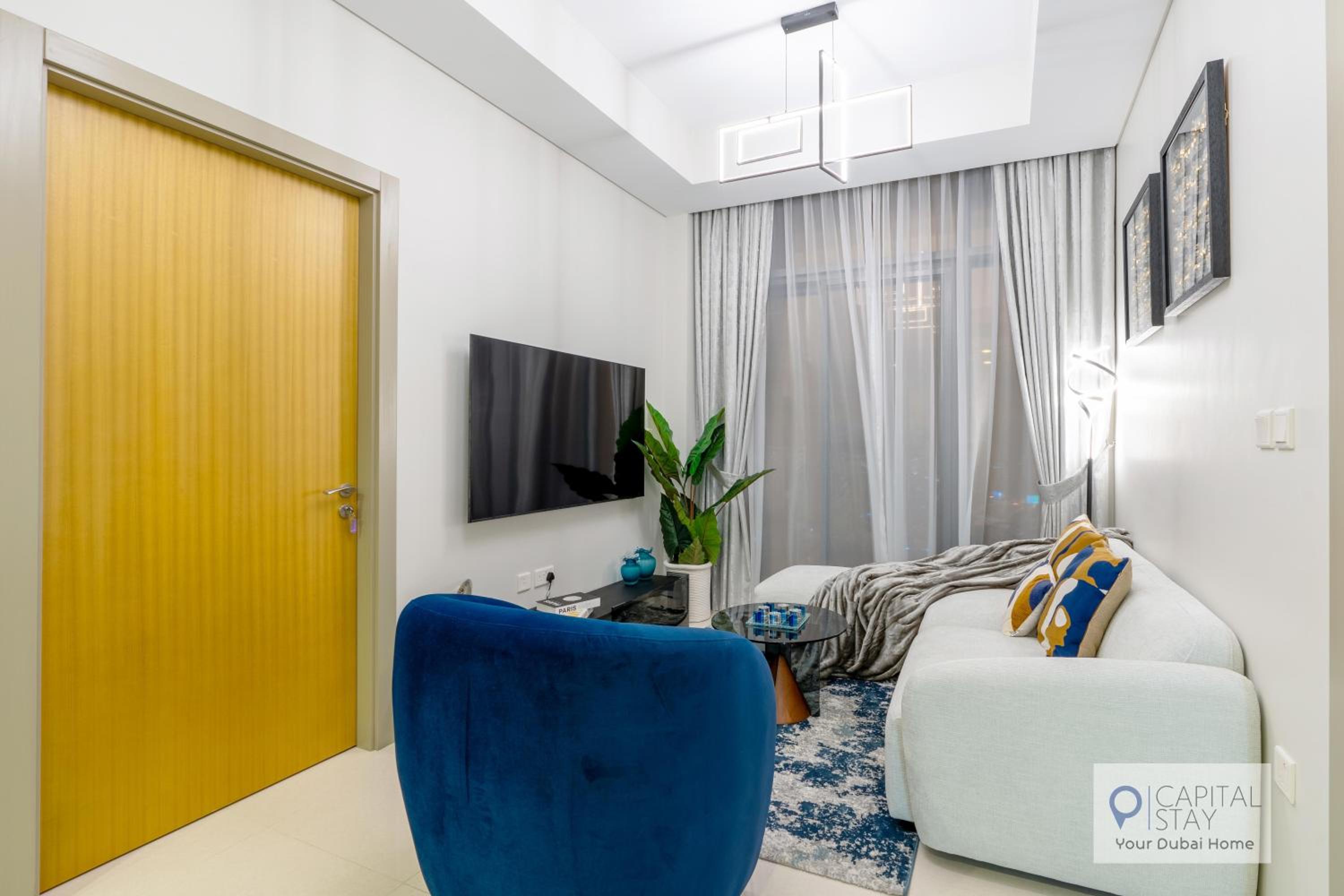 Capital Stay - 2 Bed Apt in Business Bay Dubai