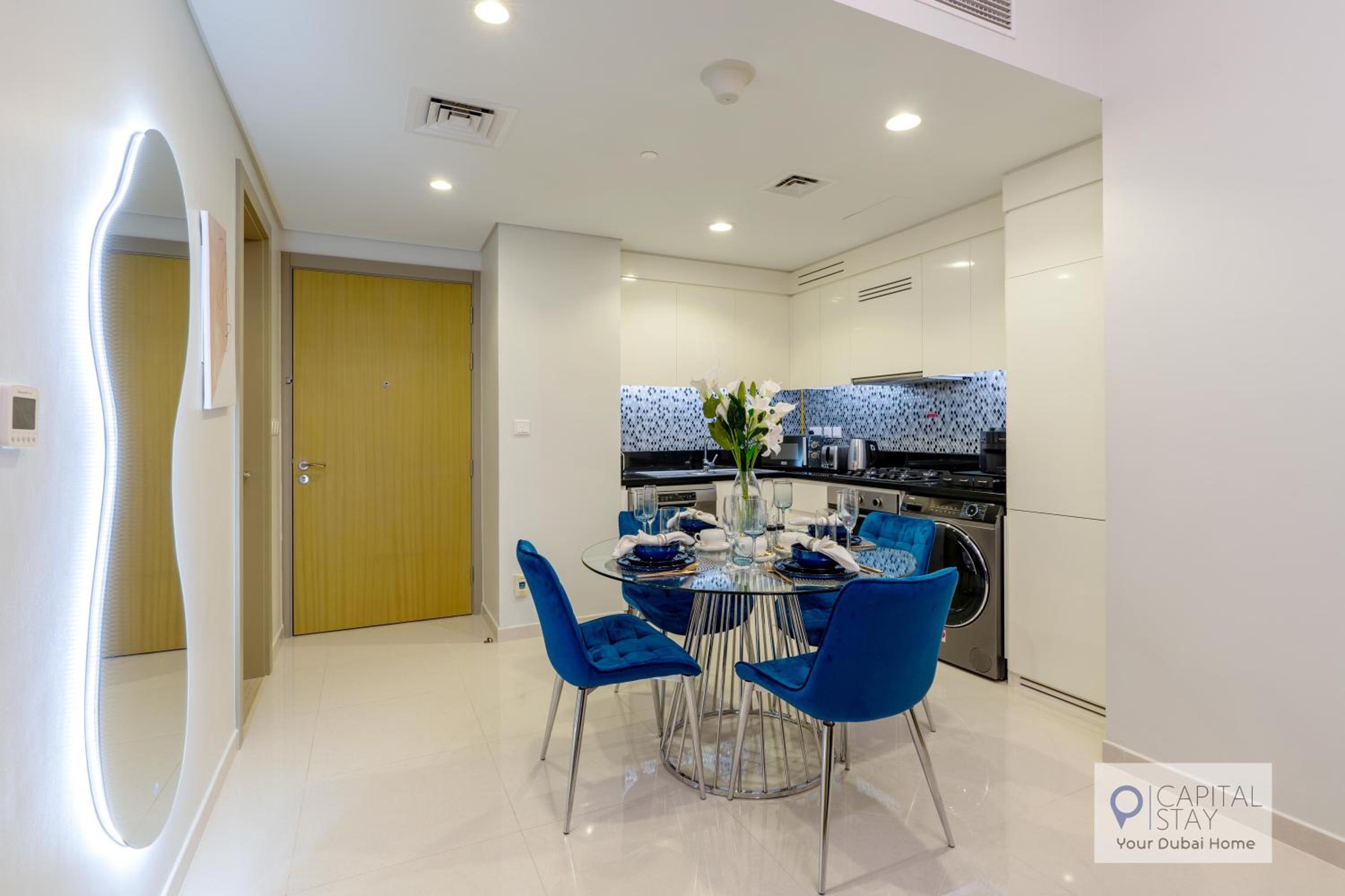 Capital Stay - 2 Bed Apt in Business Bay Dubai