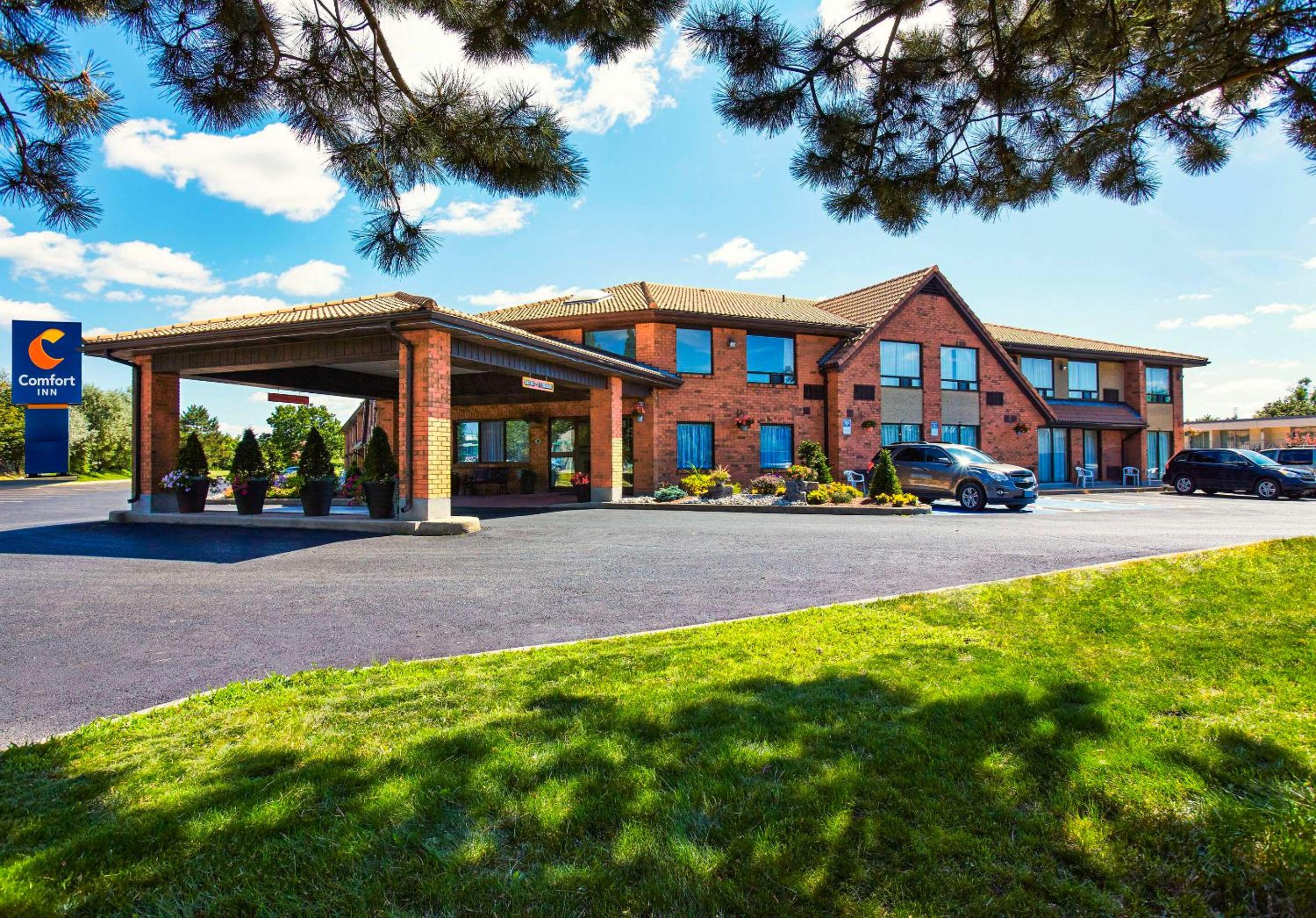 Hotel Comfort Inn Gatineau - Image 1